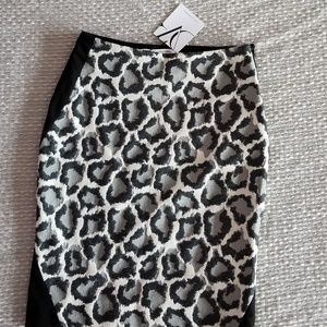 DVF black and white pattern skirt.